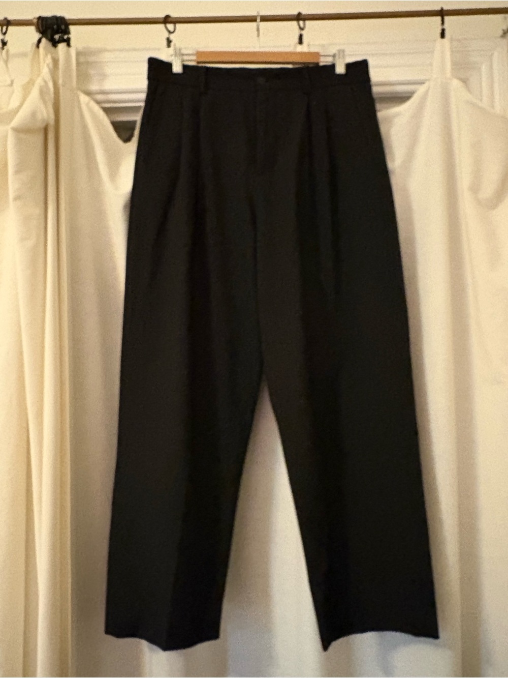 Zara Black Men's Pleated Dress Trousers